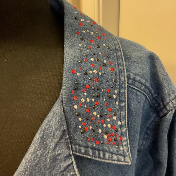 2. NWT Liz & Me Signature Beaded Red, Black N Silver Jean Jacket Size 2X - Picture 5 of 11